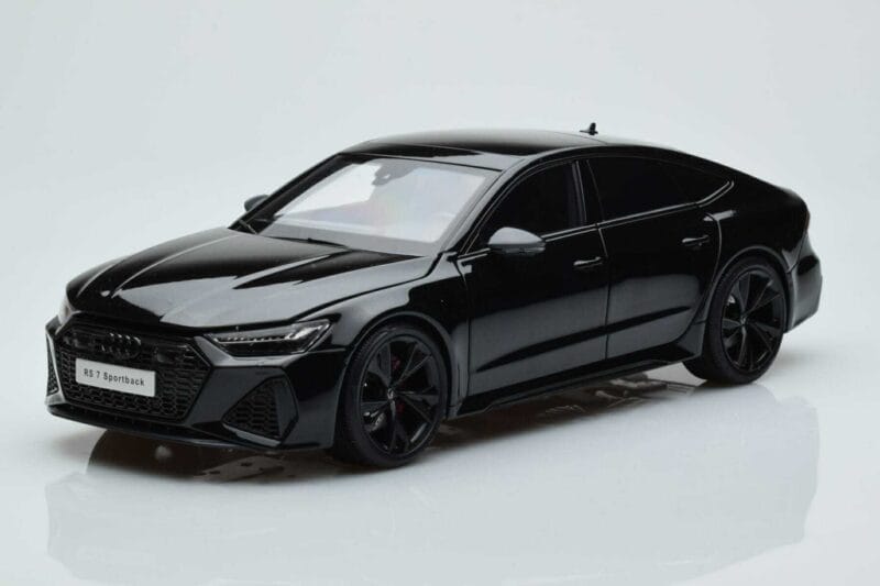 Audi RS7 C8 Sportback Mørk Kengfai 1:18