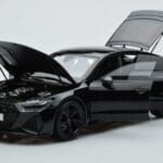 Audi RS7 C8 Sportback Mørk Kengfai 1:18