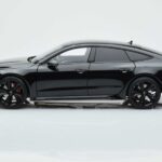 Audi RS7 C8 Sportback Mørk Kengfai 1:18