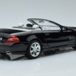 Mercedes SL500 R230 Sort Norev 1:18