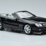 Mercedes SL500 R230 Sort Norev 1:18