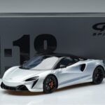McLaren McLaren Artura Coupé Sølv GT Spirit 1:18 1:18 Resin