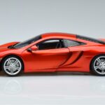 McLaren McLaren MP4-12C Coupé Med Stig Top Gear Figur Minichamps 1:18 1:18 Metal
