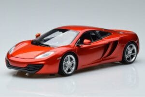 McLaren MP4-12C Coupé Med Stig Top Gear Figur Minichamps 1:18
