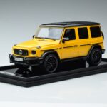 Mercedes Mercedes AMG G63 W463 Gul MotorHelix 1:18 1:18 Resin