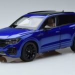 Volkswagen Volkswagen Touareg CR Blå FAW 1:18 1:18 Metal