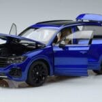 Volkswagen Volkswagen Touareg CR Blå FAW 1:18 1:18 Metal
