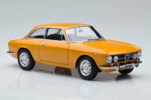 Alfa Romeo 1750 GTV Gul Norev 1:18 187910 Metal — billede 5 af 7