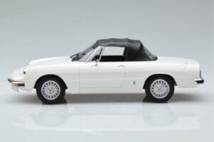 Alfa Romeo 2000 Spider Hvid Norev 1:18 187882 Metal — billede 3 af 7