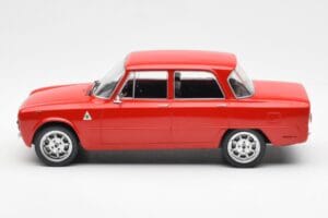 Alfa Romeo Giulia Nuova Super Rød Custom Wheels MCG 1:18 MCG18333 Metal — billede 3 af 6