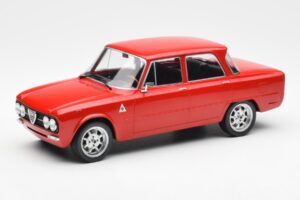 Alfa Romeo Giulia Nuova Super Rød Custom Wheels MCG 1:18 MCG18333