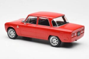 Alfa Romeo Giulia Nuova Super Rød Custom Wheels MCG 1:18 MCG18333 Metal — billede 5 af 6