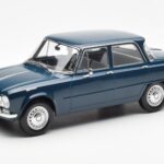 Alfa Romeo Giulia TI Petrol Blå Norev 1:18