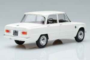Alfa Romeo Giulia Ti Super Norev 1:18 187970 Metal — billede 2 af 6