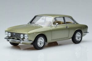 Alfa Romeo GTV 2000 Grøn Begrænset Udgave Norev 1:18 187913 Metal