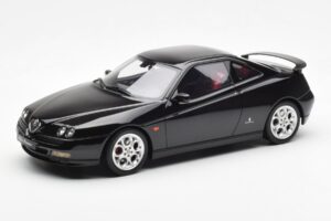 Alfa Romeo GTV V6 916 Sort Otto 1:18 OT1057