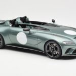 Aston Martin V12 Speedster Grøn Metallic GT Spirit 1:18 GT906 - image 4 of 6