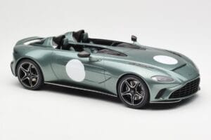 Aston Martin V12 Speedster Grøn Metallic GT Spirit 1:18 GT906 Resin — billede 4 af 6