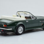 Aston Martin V8 Vantage Volante Grøn GT Spirit 1:18 - image 2 of 6