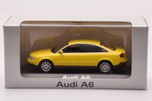 Audi A6 C5 Gul Minichamps 1:43 IND47004 Metal — billede 4 af 4