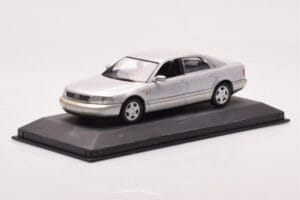 Audi A8 D2 Sølv Grøn Stribe Minichamps 1:43 AUDI-264455 Metal — billede 2 af 4