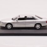 Audi A8 D2 Sølv Grøn Stribe Minichamps 1:43