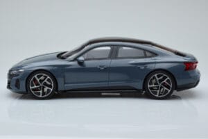 Audi E-Tron GT Grå GT Spirit 1:18 GT393 Resin — billede 3 af 6