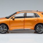 Audi Q3 F3 Orange FAW 1:18 05730Q32019 Metal - image 4 of 7