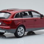 Audi Q7 4L Granatrod Kyosho 1:18 - image 3 of 8
