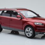 Audi Q7 4L Granatrod Kyosho 1:18 - image 6 of 8