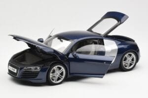 Audi R8 4.2 FSI V8 Blå Kyosho 1:18 09213BL Metal — billede 2 af 8