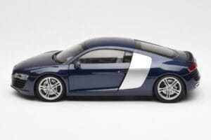 Audi R8 4.2 FSI V8 Blå Kyosho 1:18 09213BL Metal — billede 4 af 8