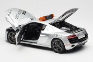 Audi R8 5.2 DTM Safety Car 2010 Kyosho 1:18 09216DTM Metal — billede 5 af 8
