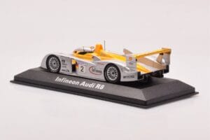 Audi R8 Infineon #2 Winner ALMS Petit Le Mans 2002 Minichamps 1:43 400021382 Metal — billede 3 af 4