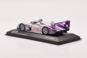 Audi R8 LMP900 #28 F. Biela / P. Kaffer / A. McNish 12 Hours of Sebring Winner 2004 Minichamps 1:43 4000412328 Metal — billede 3 af 4