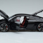 Audi R8 Performance Sort Kengfai 1:18 - image 4 of 10