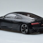 Audi R8 Performance Sort Kengfai 1:18 - image 7 of 10