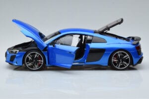 Audi R8 Performance Blå Kengfai 1:18 VAKF-0355 Metal — billede 4 af 10