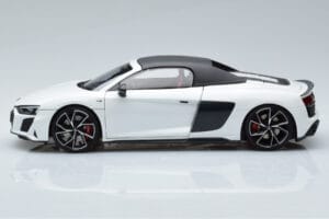 Audi R8 Spyder Performance Hvid Kengfai 1:18 VAKF-0351 Metal — billede 4 af 11