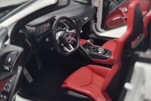 Audi R8 Spyder Performance Hvid Kengfai 1:18 VAKF-0351 Metal — billede 9 af 11