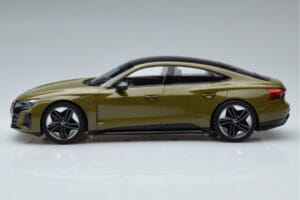 Audi RS E-Tron GT Olivengrøn Norev 1:18 188380 Metal — billede 3 af 6