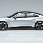 Audi RS e-tron GT Sølv Norev 1:18 188381 Metal - image 3 of 6