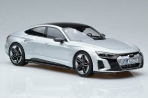 Audi RS e-tron GT Sølv Norev 1:18 188381 Metal — billede 4 af 6