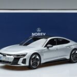 Audi RS e-tron GT Sølv Norev 1:18 188381 Metal - image 6 of 6