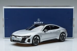 Audi RS e-tron GT Sølv Norev 1:18 188381 Metal — billede 6 af 6