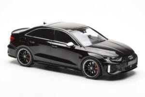 Audi RS3 8Y Sedan Sort MCG 1:18 MCG18450 Metal — billede 4 af 6