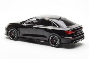 Audi RS3 8Y Sedan Sort MCG 1:18 MCG18450 Metal — billede 5 af 6