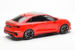 Audi RS3 8Y Sedan Rød MCG 1:18 MCG18451 Metal — billede 2 af 6