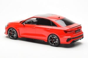 Audi RS3 8Y Sedan Rød MCG 1:18 MCG18451 Metal — billede 5 af 6