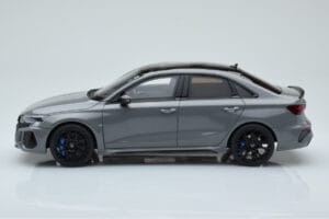 Audi RS3 8Y Sedan Performance Edition Grå GT Spirit 1:18 GT885 Resin — billede 3 af 6